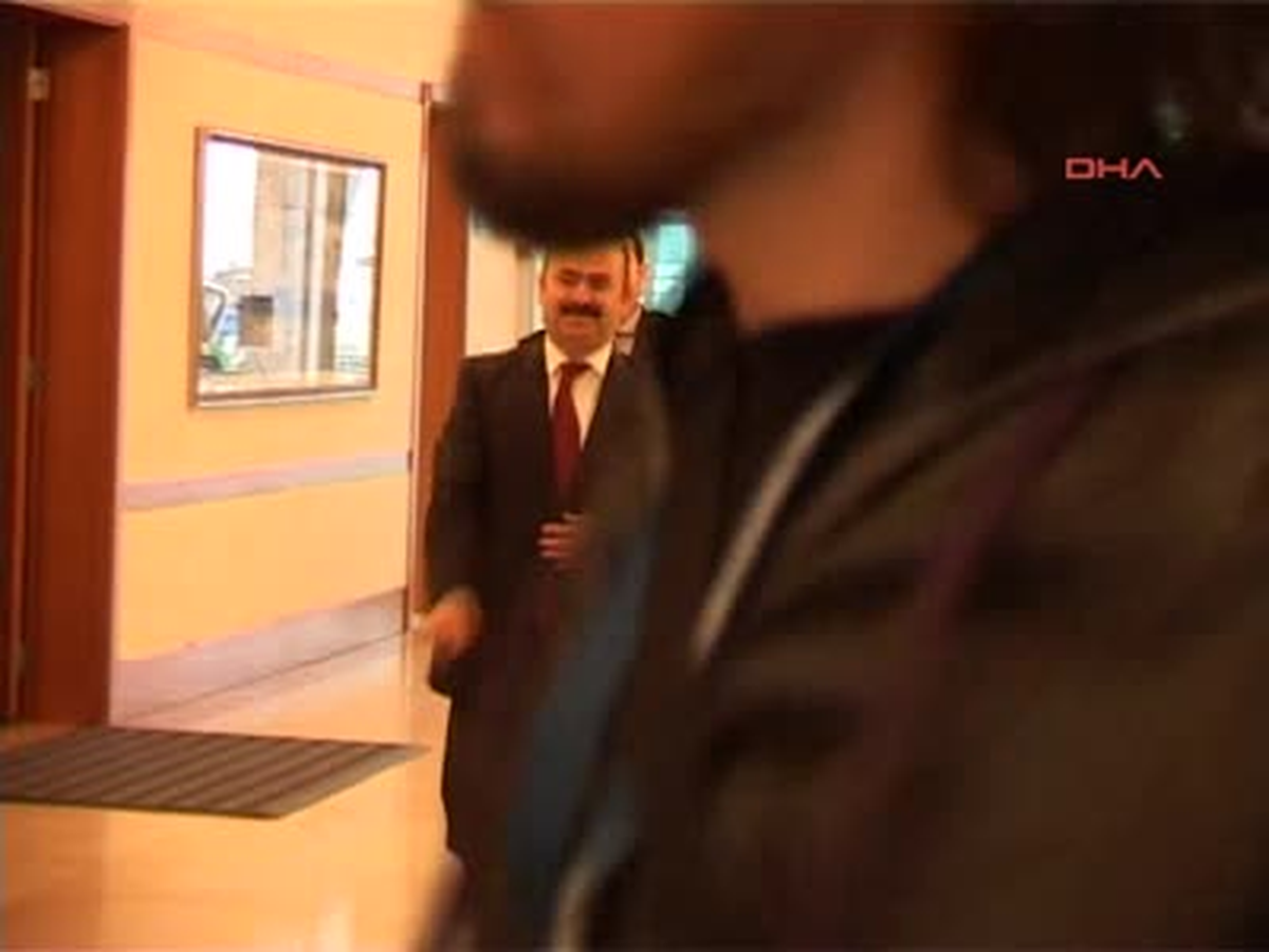 Paris Büyükelçisi Burcuoğlu Türkiye'ye Döndü