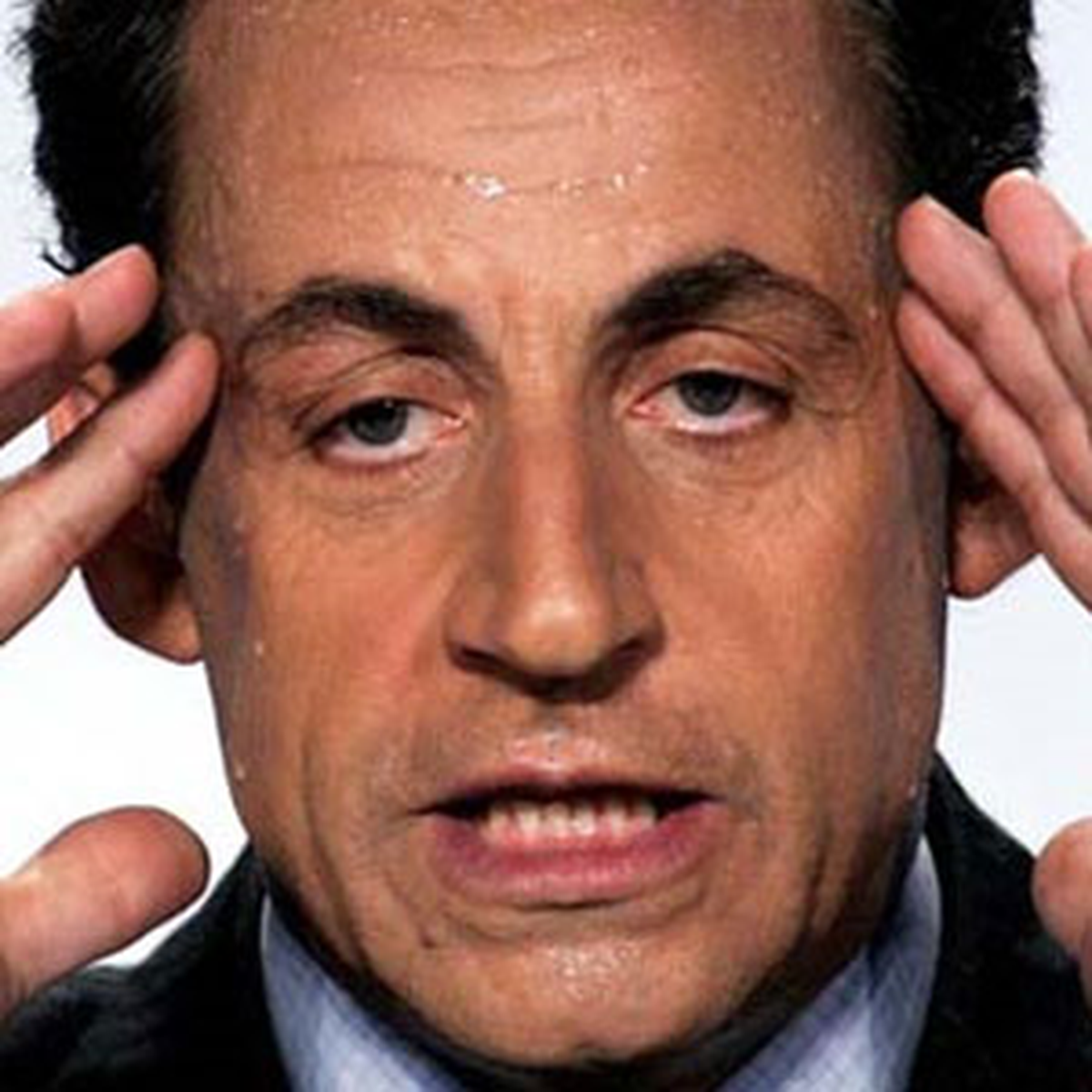 Sarkozy'den İlk Açıklama Geldi