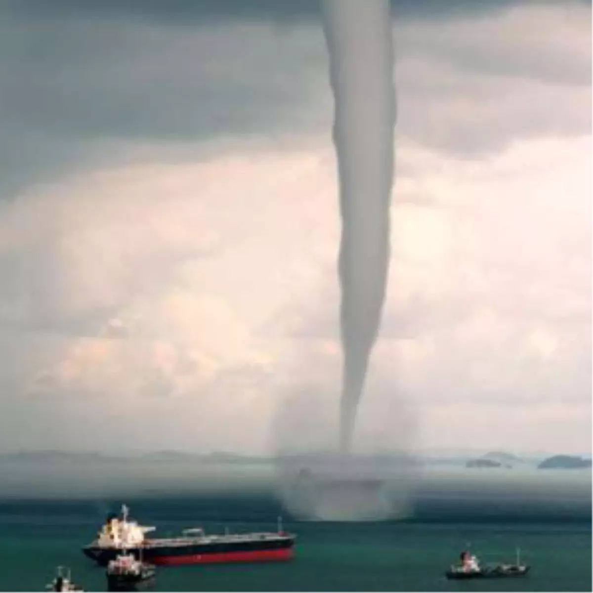 Antalya\'da Hortum Dehşeti!