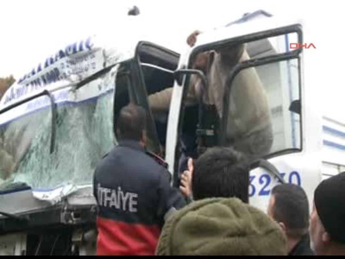 Kazada İki Saatlik Kurtarma Rezaleti