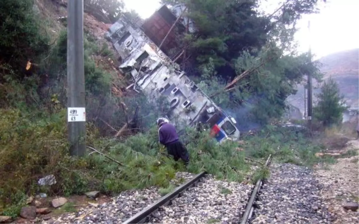 Osmaniye\'de Tren Kazası