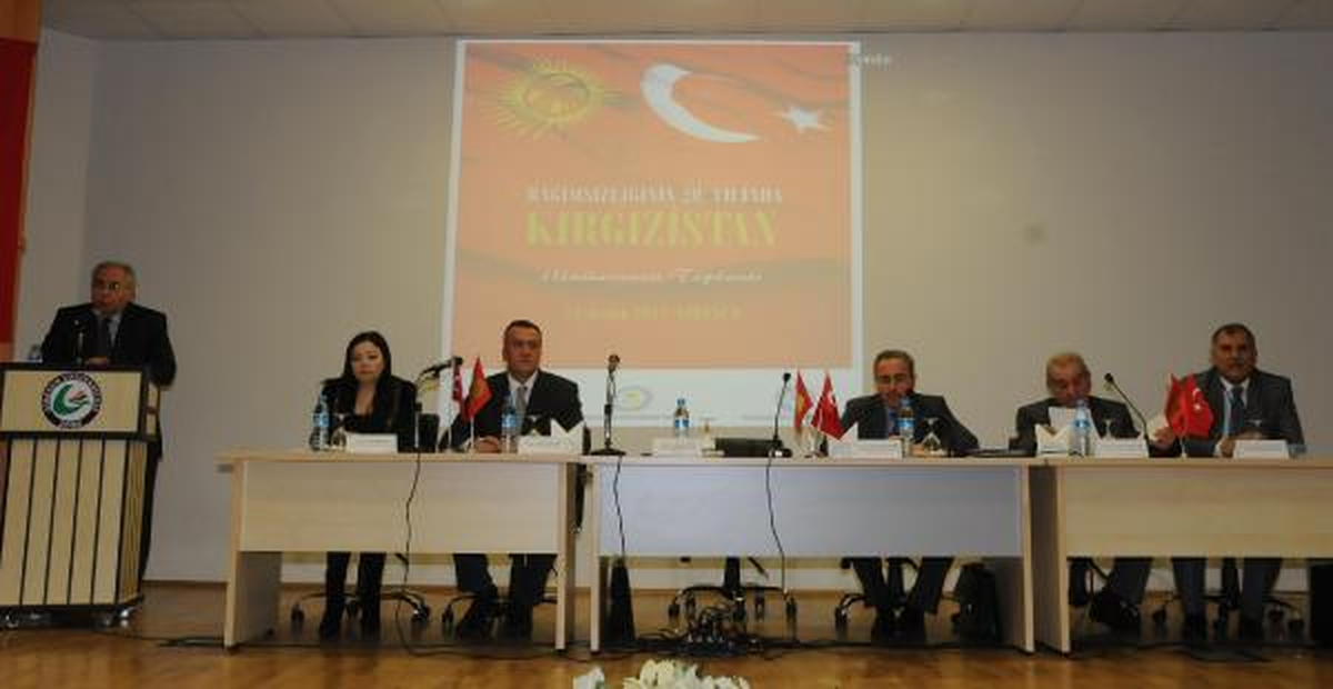 Giresun'da 'bağımsızlığın 20'nci Yılında Kırgızistan(' Konferansı
