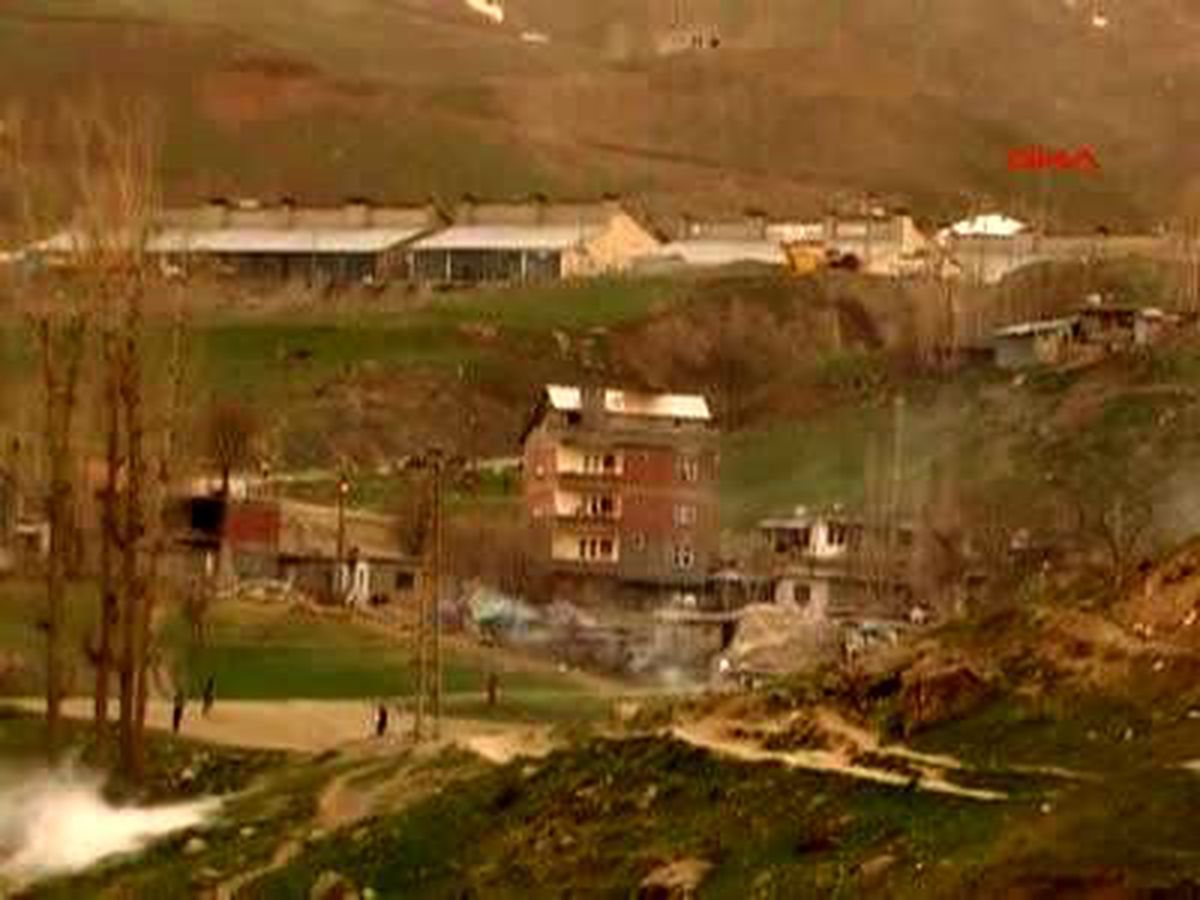 Hakkari ) Dipçikle Vurulan Gencin Avukatı: Trafik Kazası Kararı Gibi