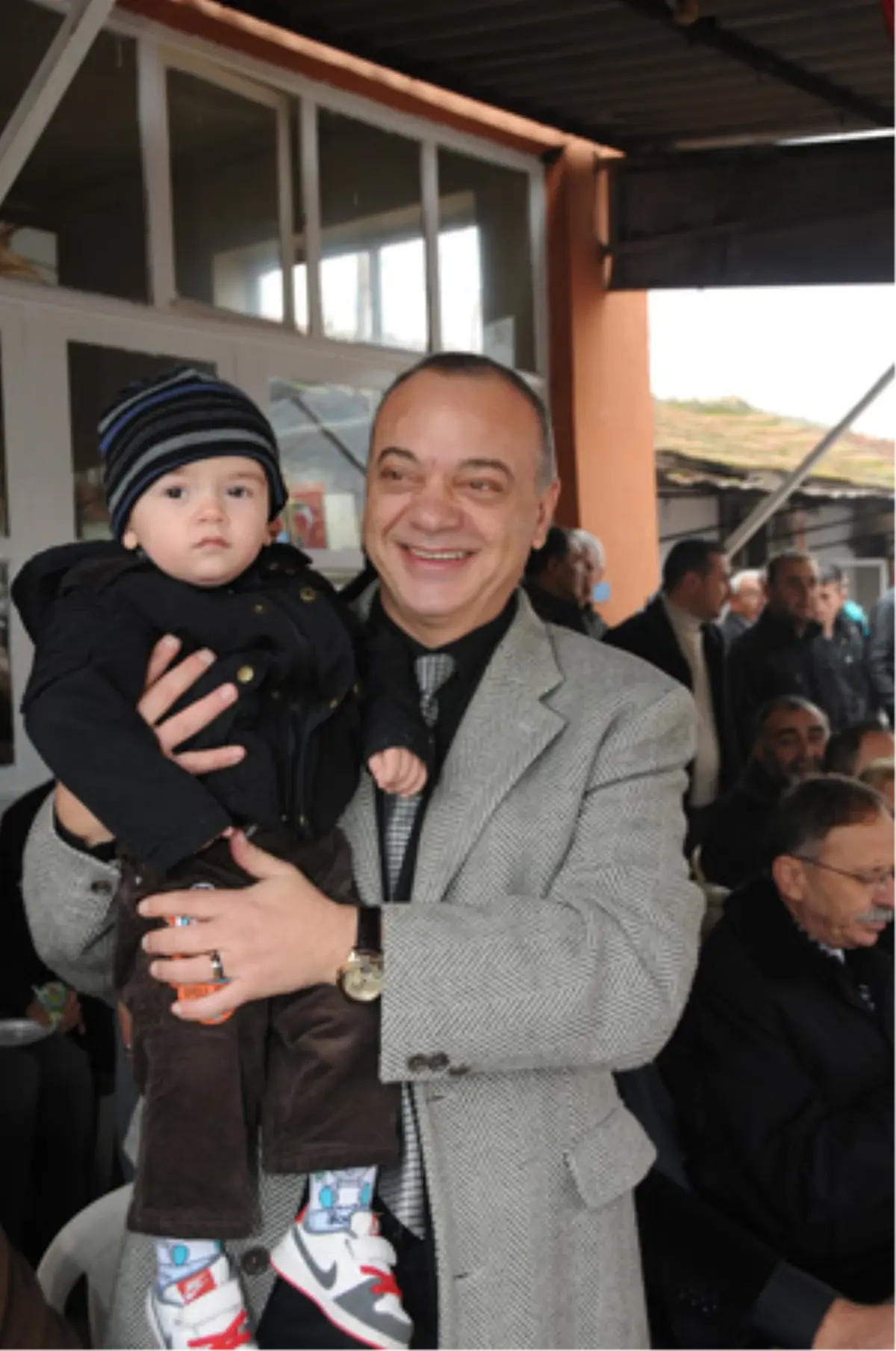 Manisa Belediyesi\'nden Hacıhaliller\'e Çıkarma