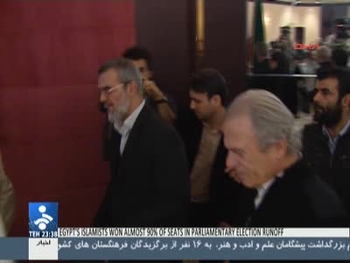 Mustafa Denizli, İran Takımı ile Sözleşmeyi İmzaladı