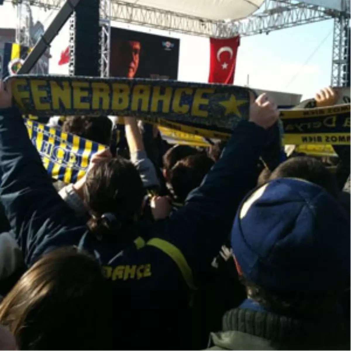 Fenerbahçe\'nin Kadıköy Mitingi Yapıldı