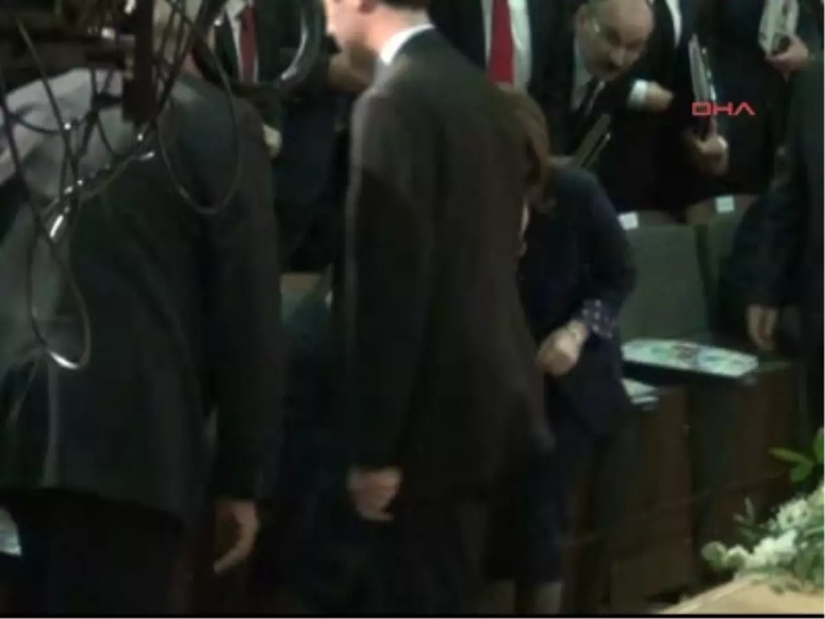 Gaziantep Yeniden Berna Laçin ile Bakan Dinçer Arasında Atanamayan Öğretmen Pazarlığı