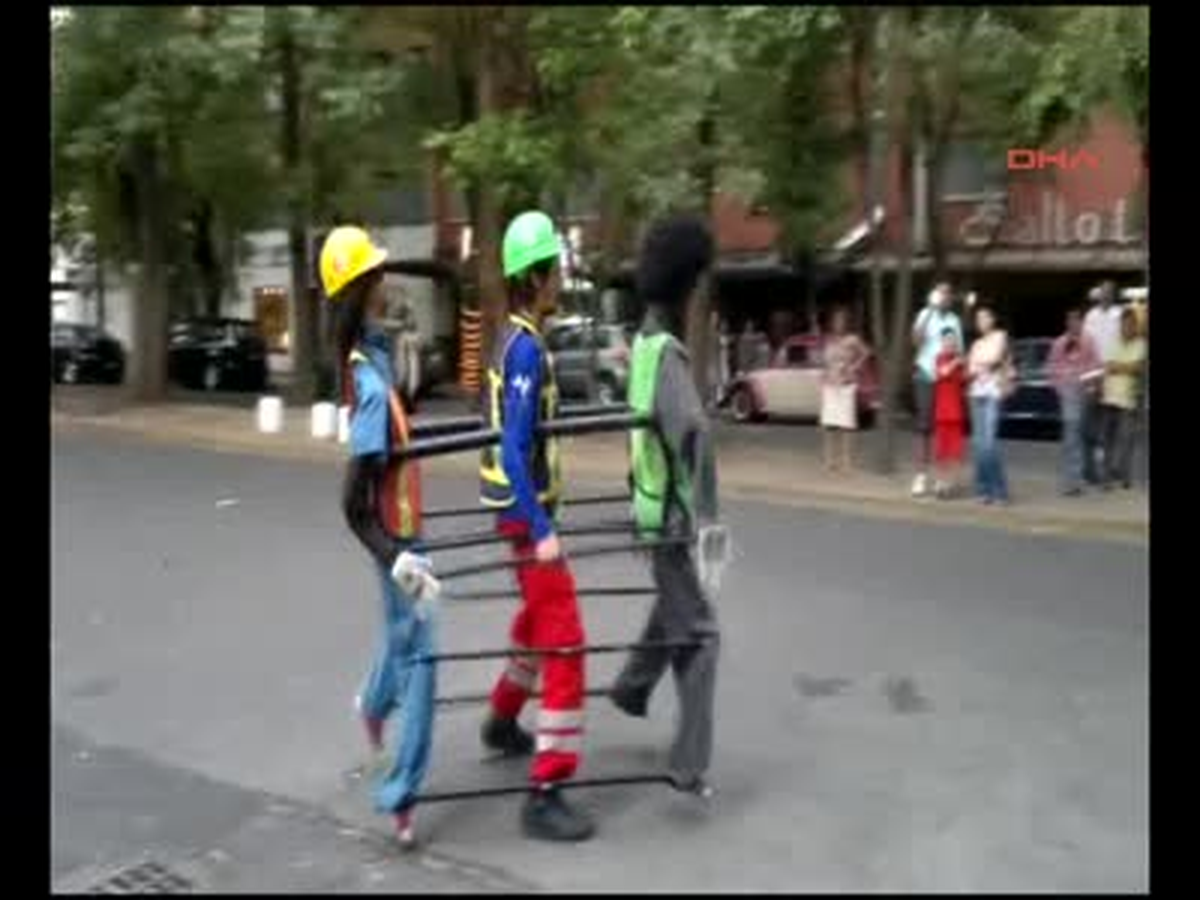 Mıchael Jackson Hayranından İlginç Dans