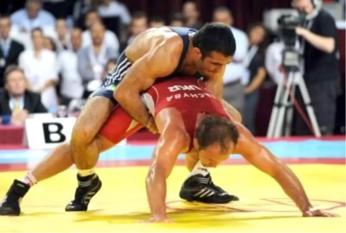 Milli Güreşçilere İngilizce Eğitimi