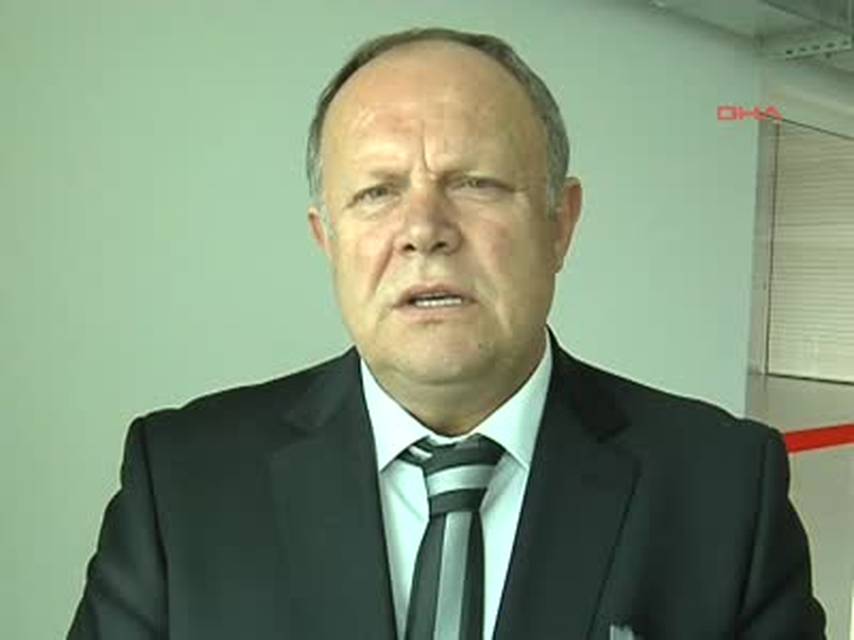 Yüzme Federasyonu Başkanı Bozdoğan: 'Türk Yüzmesi 2011 Yılında Sınıf Atladı' Türkiye Yüzme Federasyonu Başkanı Ahmet Mazhar Bozdoğan, Dha'ya Yaptığı Açıklamada Türk Yüzmesinin 2011 Yılında Sınıf Atladığını Söyledi.