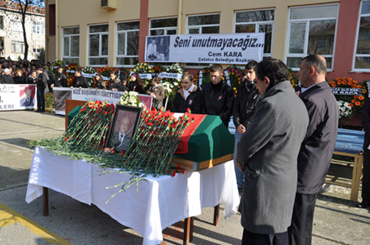 Çatalca Nevzat Hocasına Ağladı
