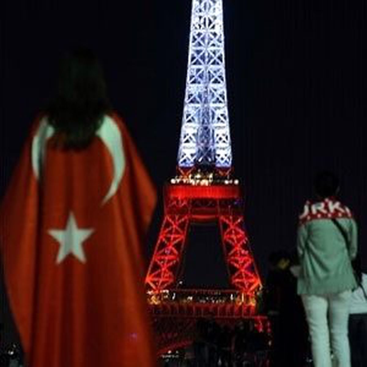 Fransızlar da Sözde 'Ermeni Soykırımını İnkara Ceza' Yasasına Tepkili