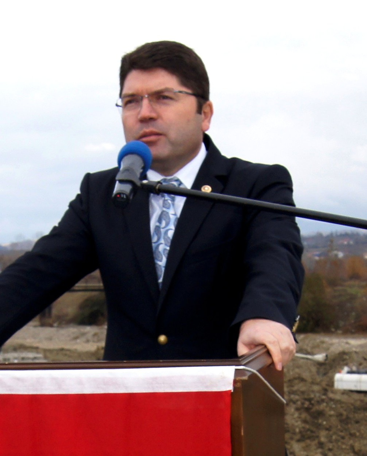 Milletvekili Yılmaz Tunç, Amasra Belediye Başkanının İfadelerinin Gerçeği Yansıtmadığını Açıkladı