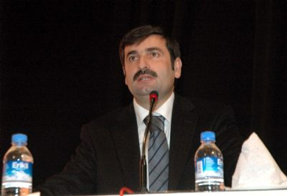 TBMM İnsan Hakları Komisyonu Başkanı Üstünü Kızdıran Yorum