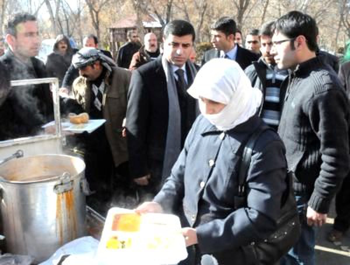 Van'a Gıda Yardımı Kampanyası
