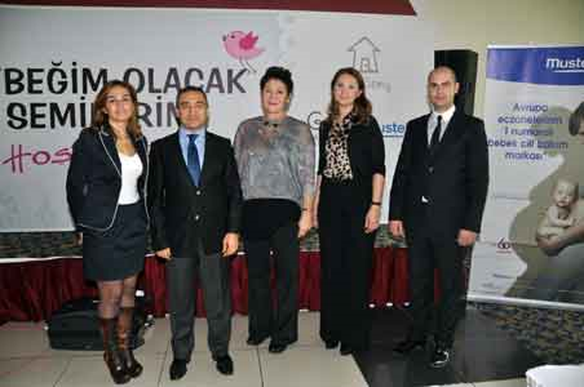 Ayşe Öner Anne Adaylarıyla Buluştu