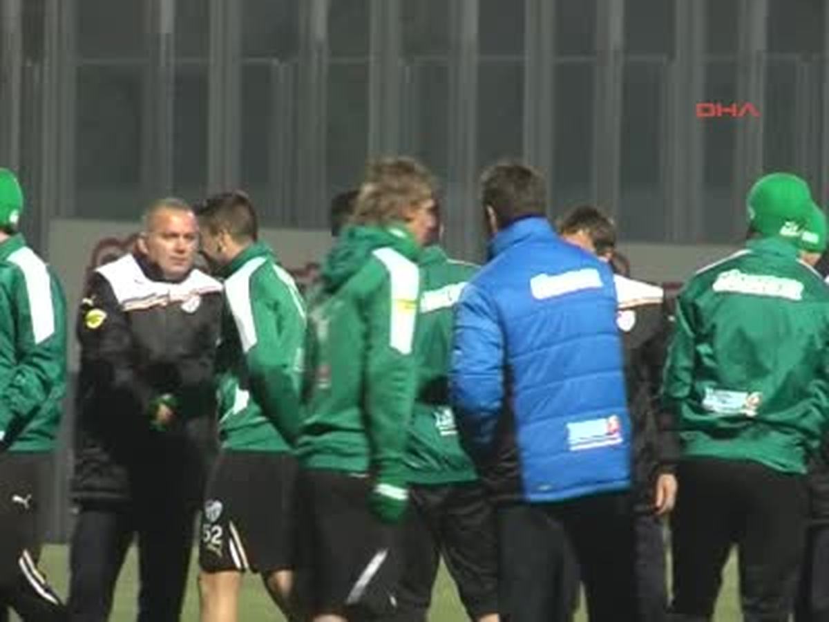 Bursaspor Teknik Direktörü Sağlam: Bobo ile İlgili Yarın Gelişme Olacak