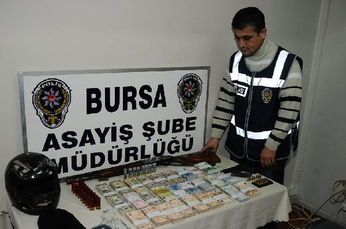 Çaycı, Banka Soygununu 69 Saniyede Böyle Gerçekleştirdi