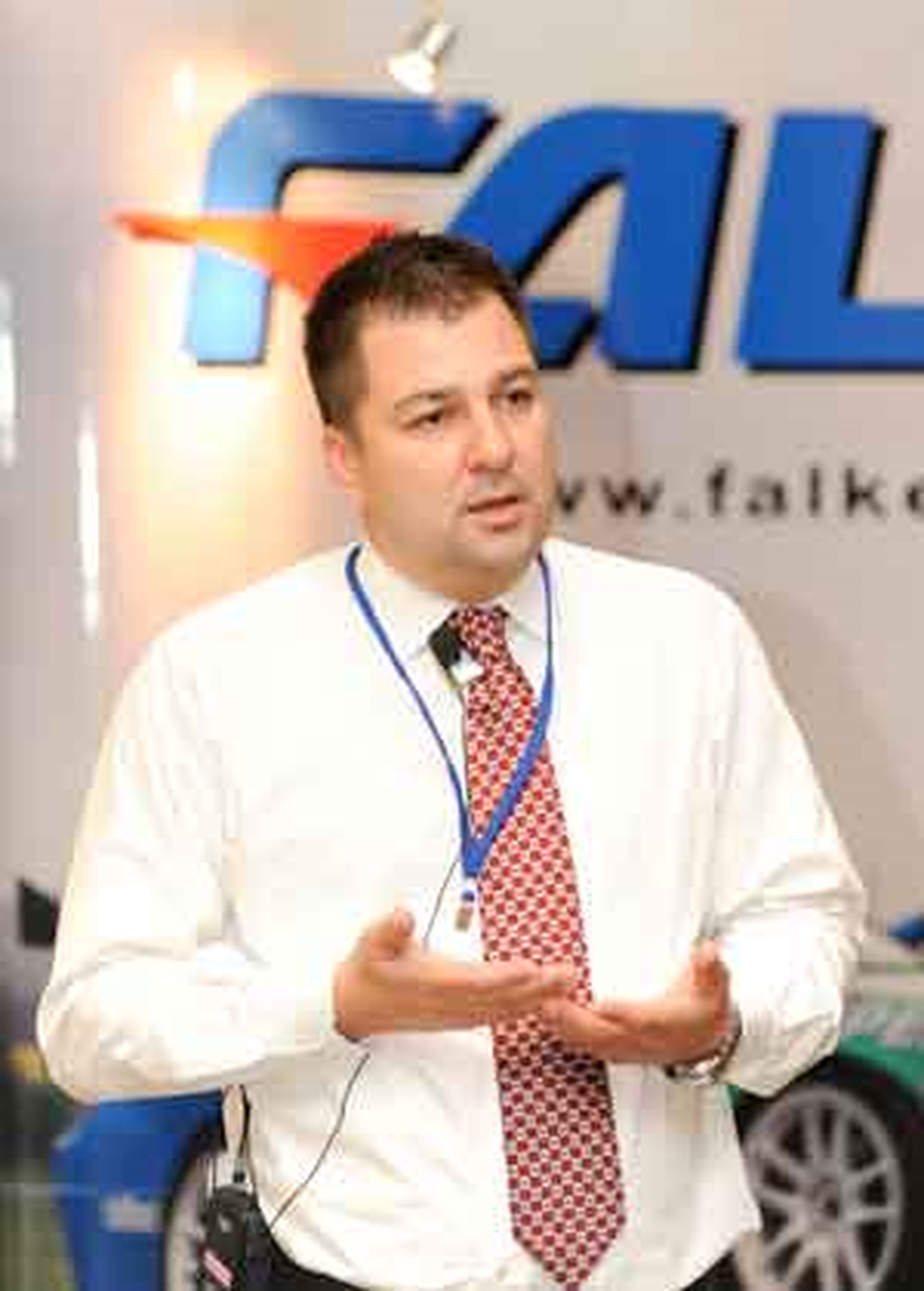 Falken'in Hedefi 2012'de 200 Bayi