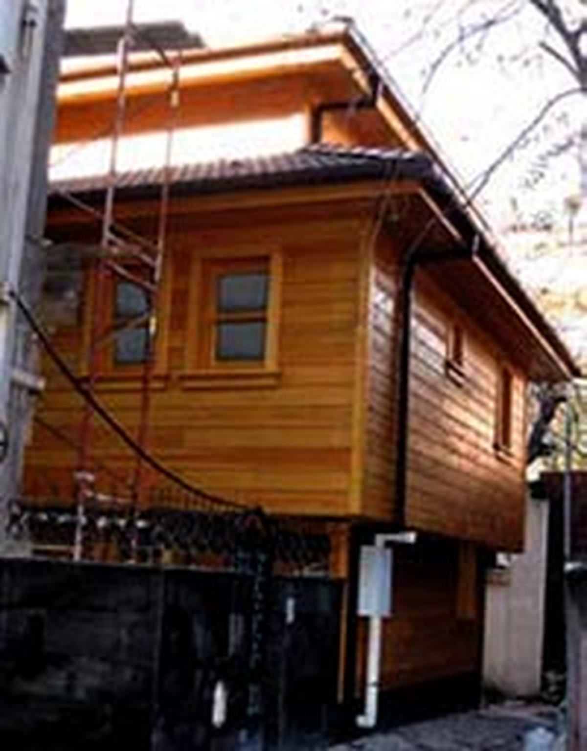 Mehmet Akif'in Evini Sezen Aldı