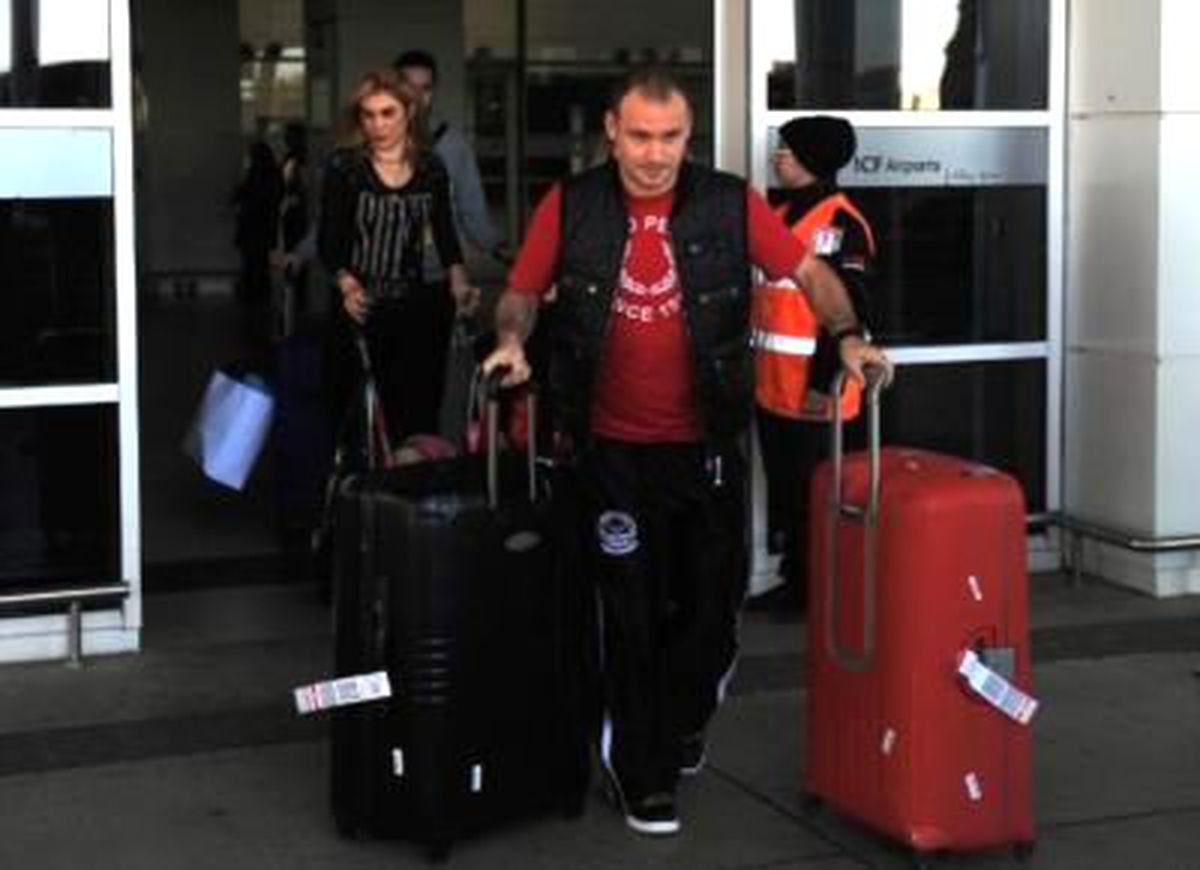 Onur, Antalya Kampında İmzalayacak