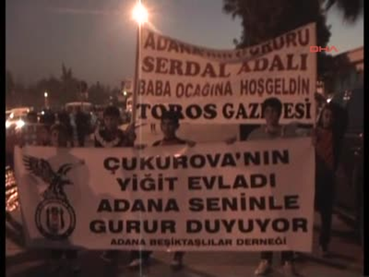 Serdal Adalı, Memleketi Adana'da Davul ve Zurna ile Karşılandı