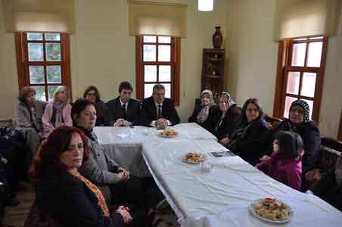 Cem Kara Mahalle Toplantısına Katıldı