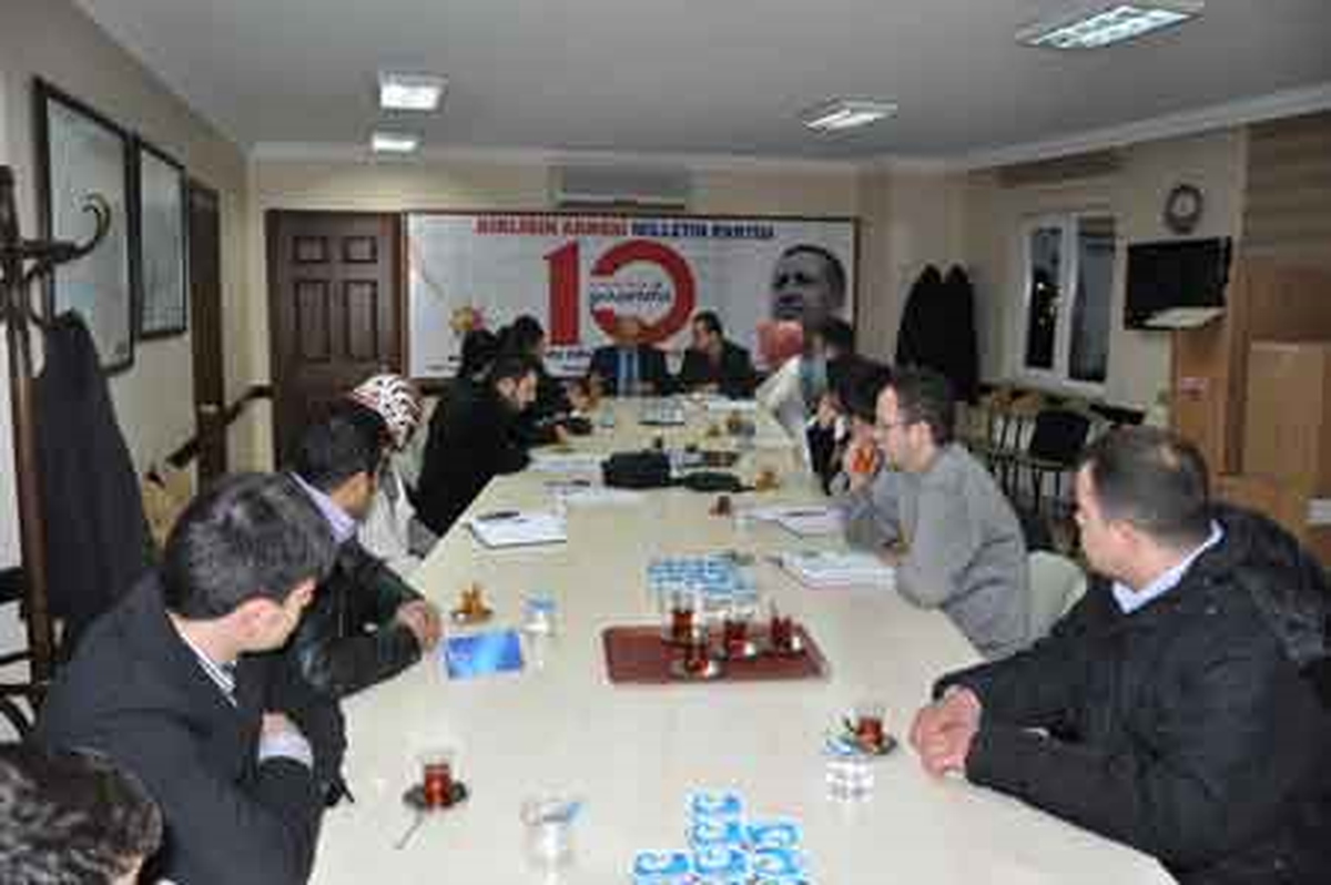 İzmit Gençlik Kolları Fikri Işık'ı Ağırladı