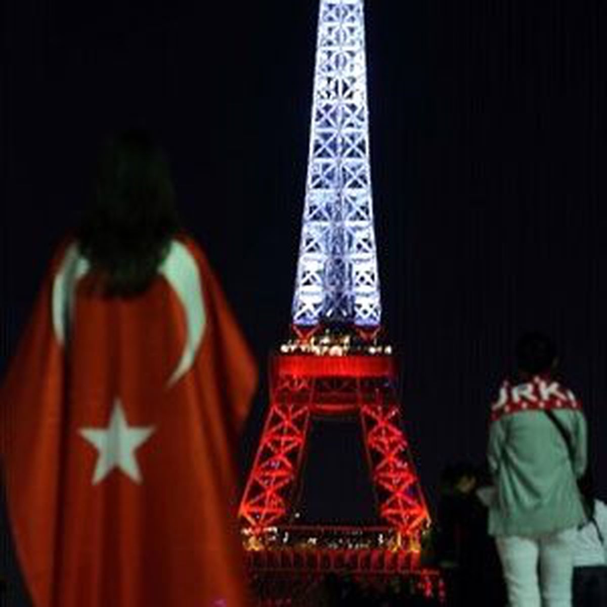 'Fransa Türkiye'nin Üvey Annesi Gibi'