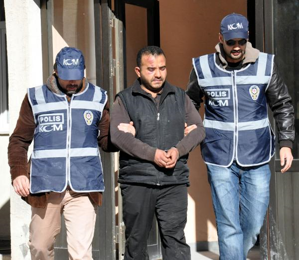 Yılbaşı Öncesi Esrar Sevkıyatına Polis Operasyonu