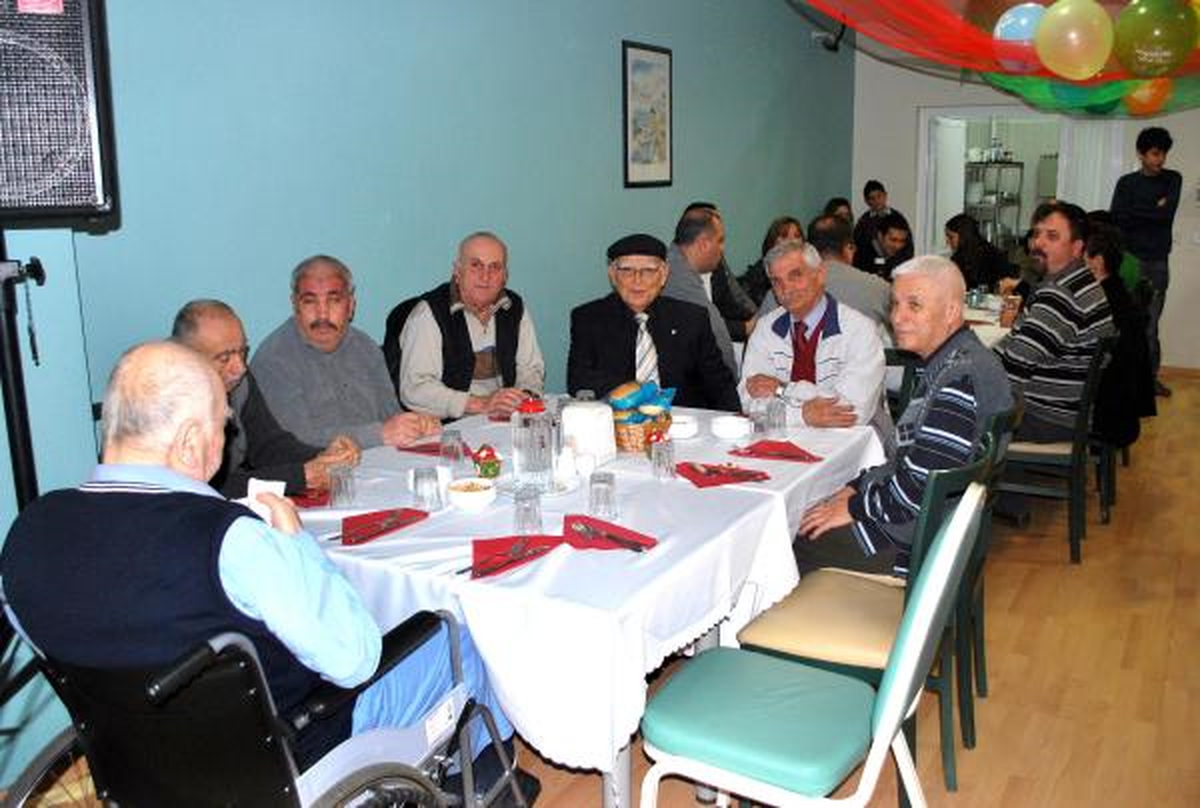 Akyurt Vakfı Yaşamevi'nde Yılbaşı Coşkusu