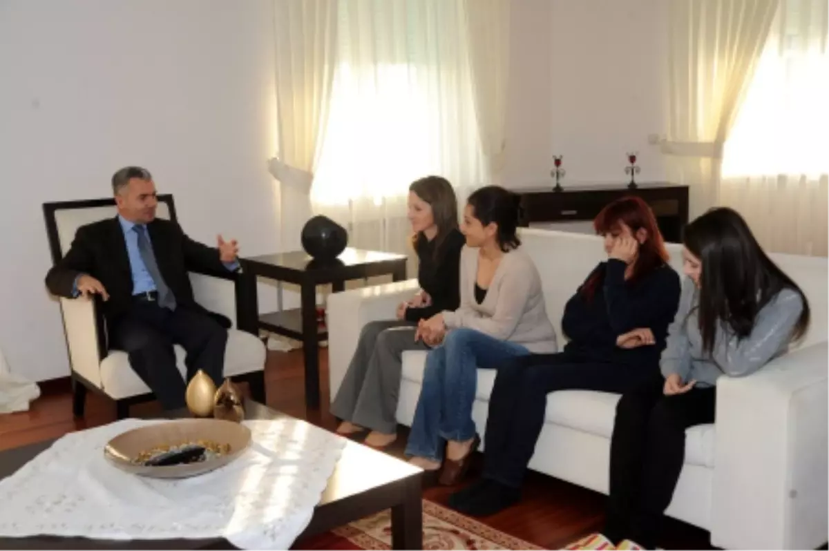 Başkan Uzun Ev Ziyaretlerini Sürdürüyor