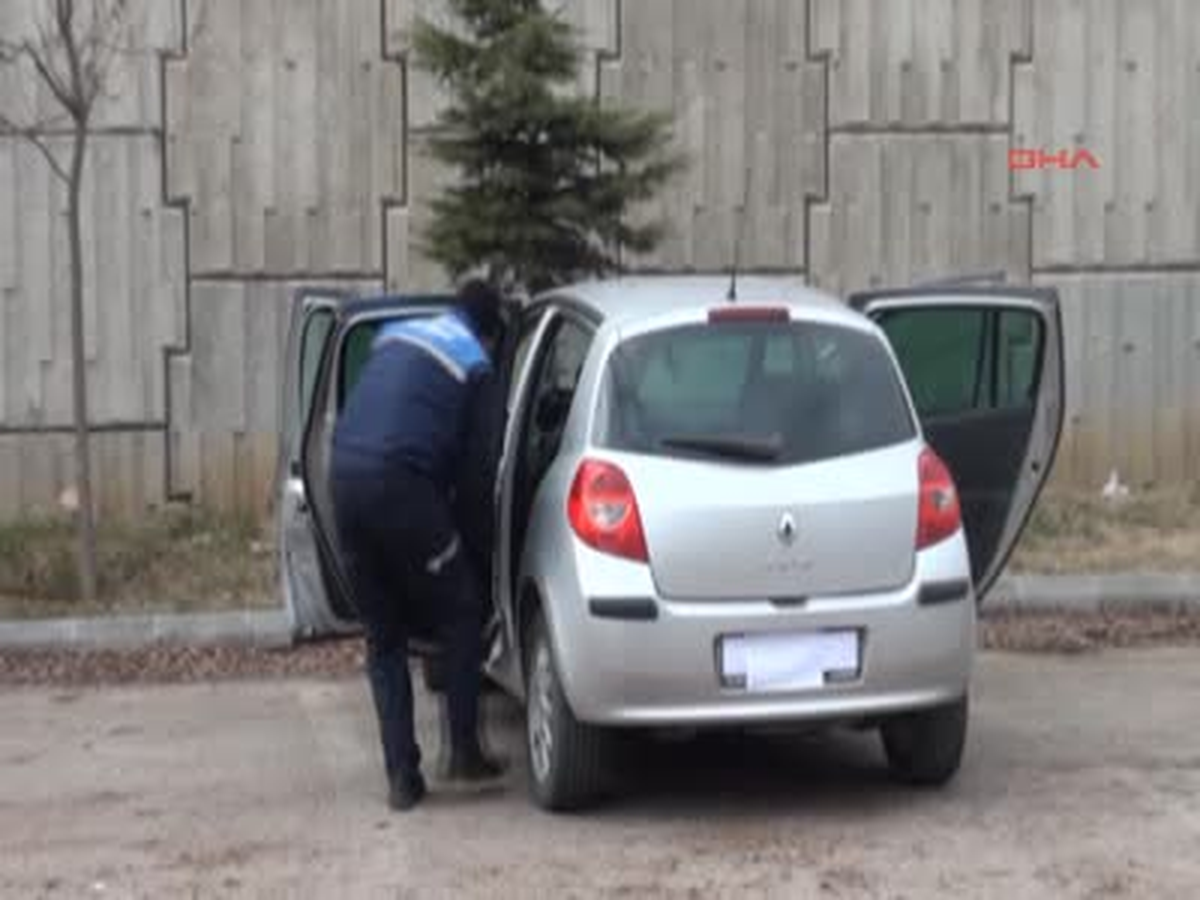 Eskişehir'de 8 Kilo 950 Gram Esrar Maddesi Ele Geçirildi