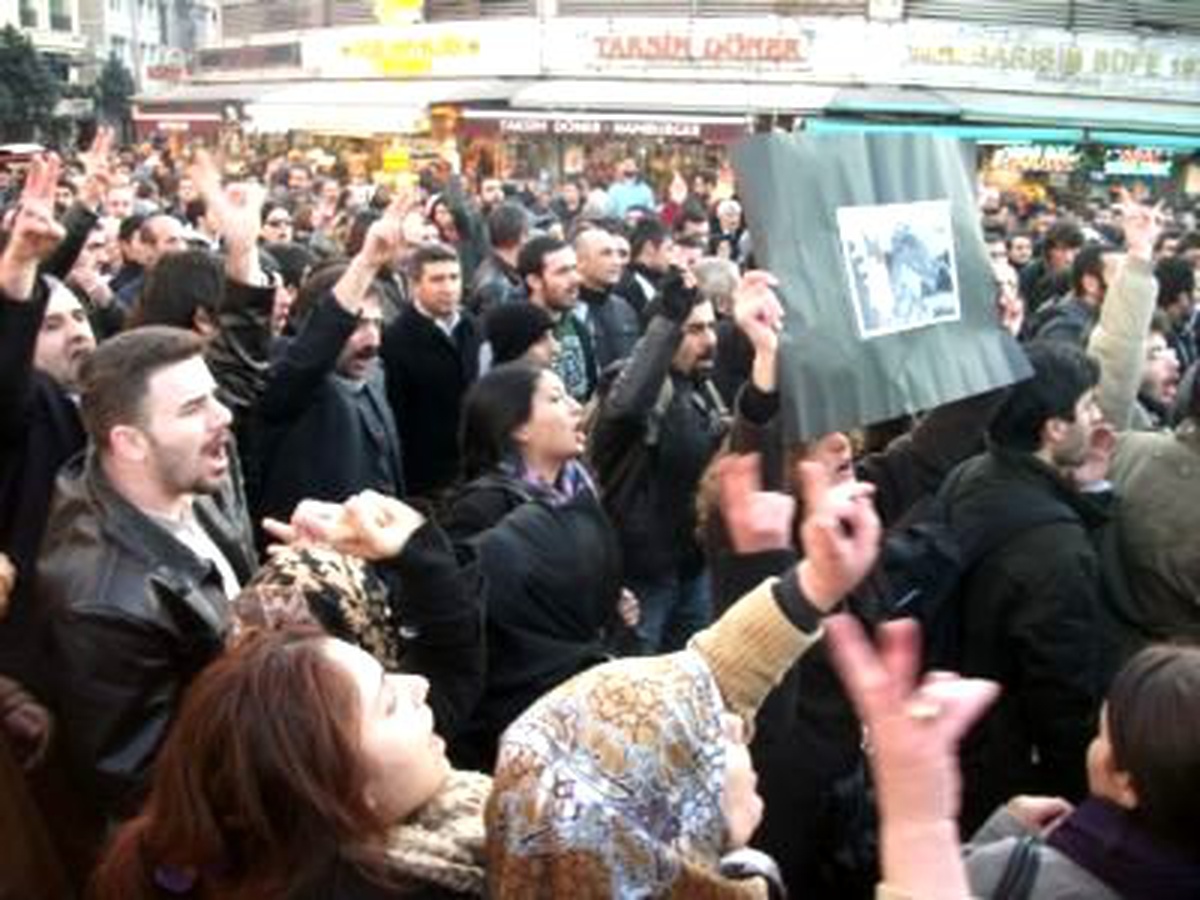 Uludere Operasyonuna Adana'da Protesto