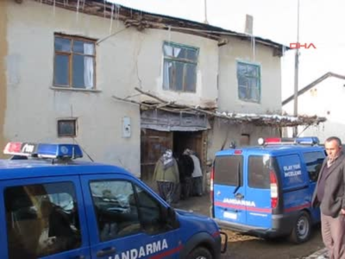 Kendisini Mahkemeye Veren Komşusunu Öldürdü