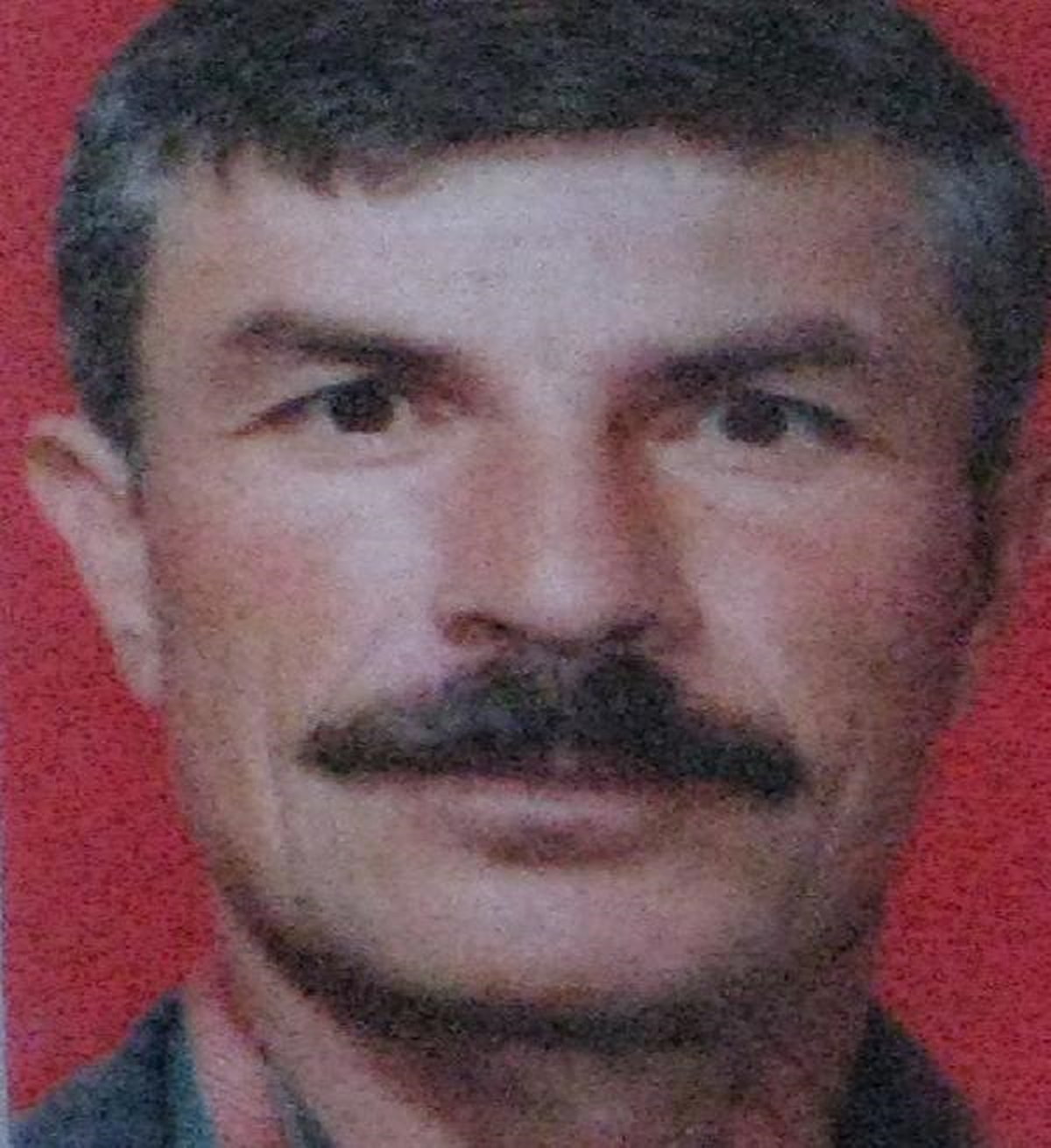 Kendisini Mahkemeye Veren Komşusunu Öldürdü
