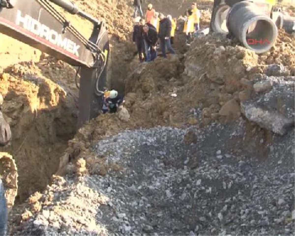 Metris Cezaevi Yanında Toprak Kayması: 1 İşçi Yaralı