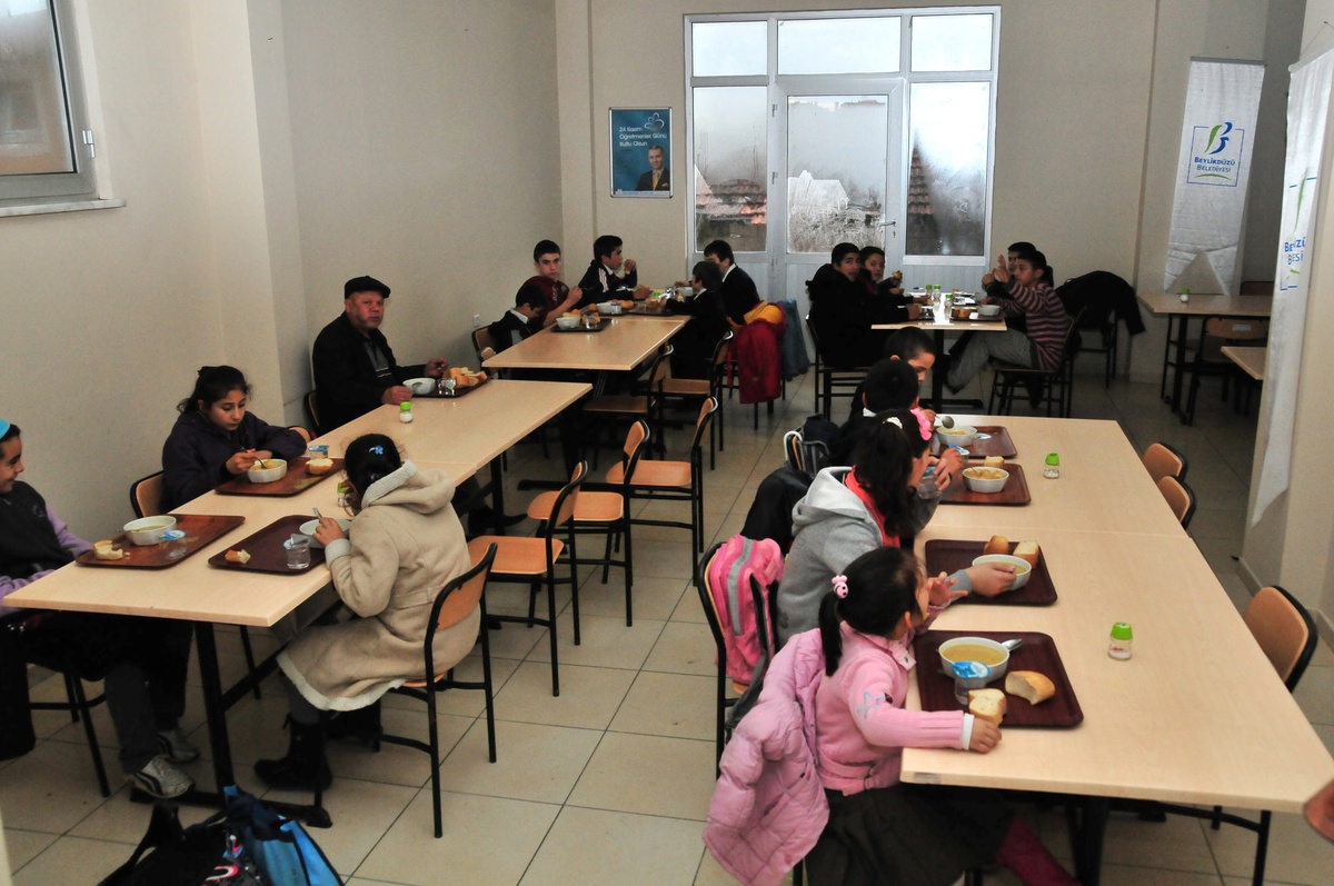 Beylikdüzü Çorba Evleri, Soğuk Havada Sıcak Bir Yuva Oldu
