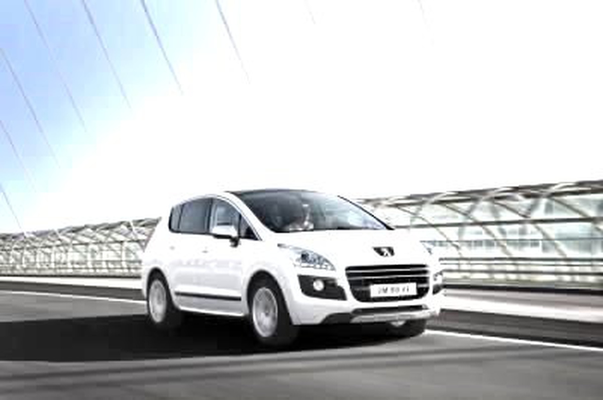 E-Hdi Stop&start Teknolojisine Sahip Peugeot 3008 ve 5008 Satışa Sunuldu