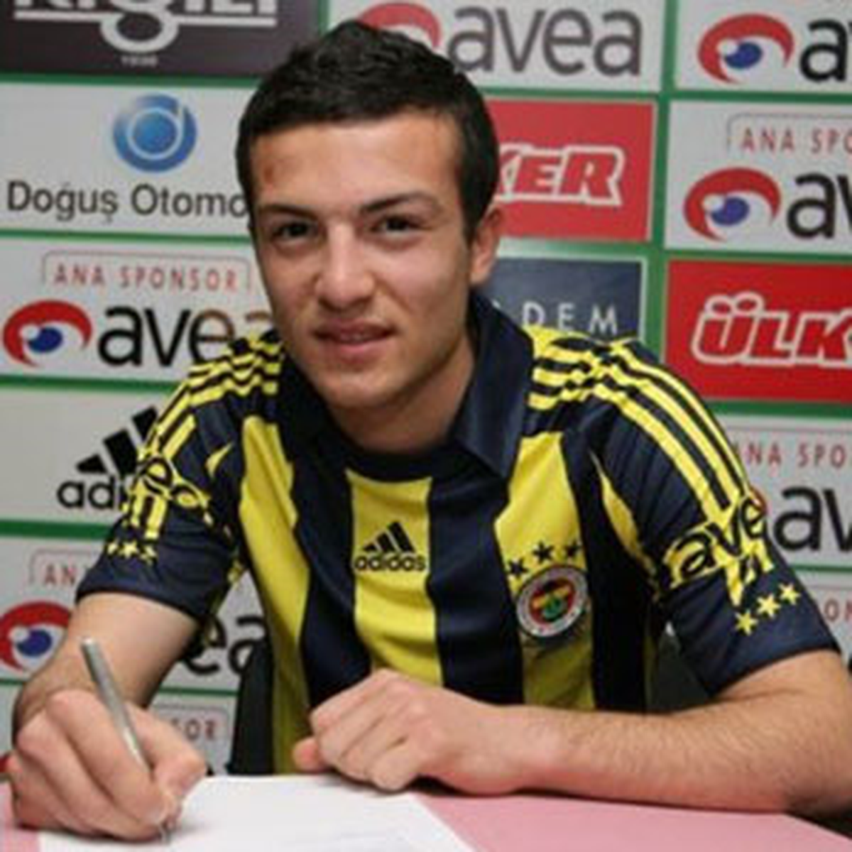 F.bahçe'den İkinci Transfer!