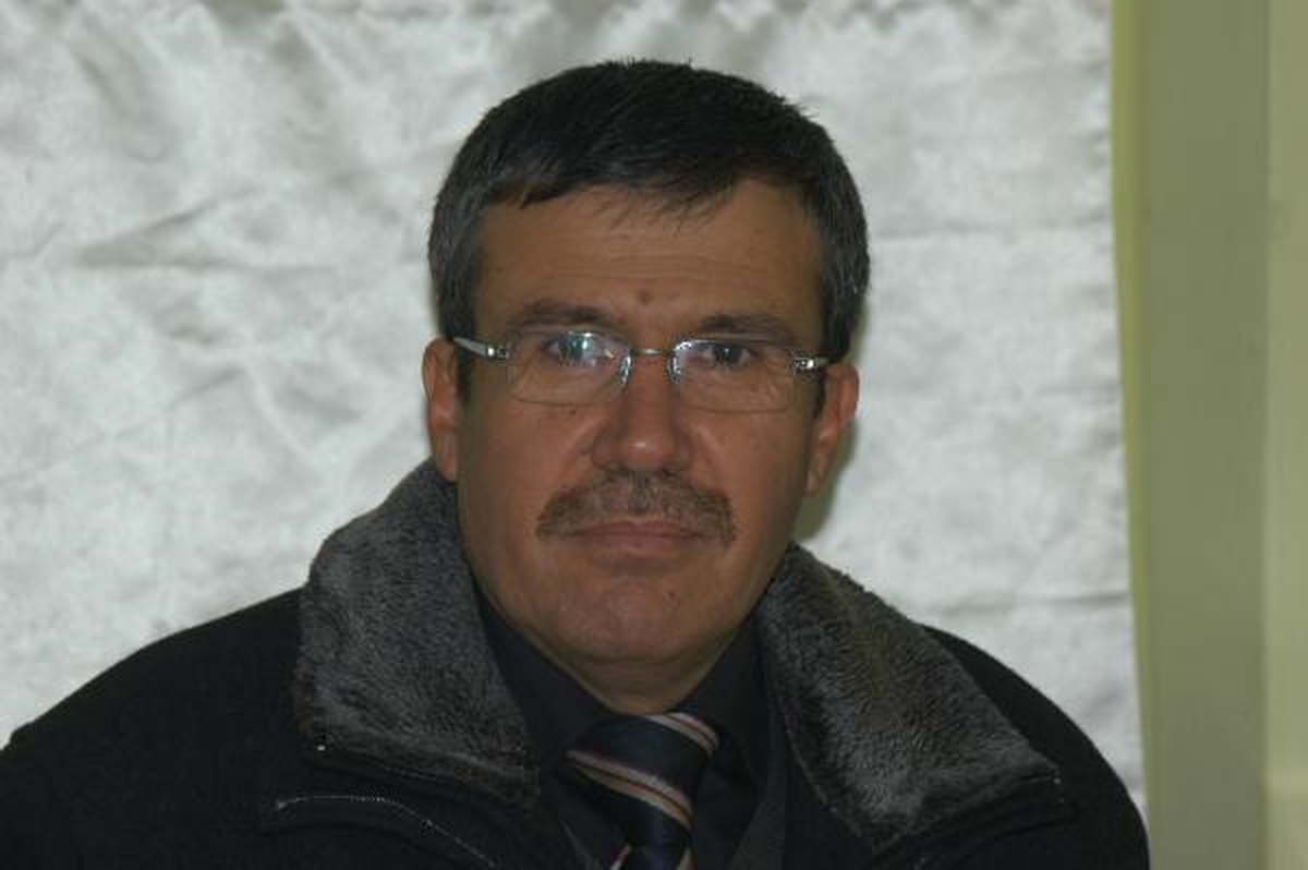 AKP'li Çimen Görevli Memura Kafa Attı