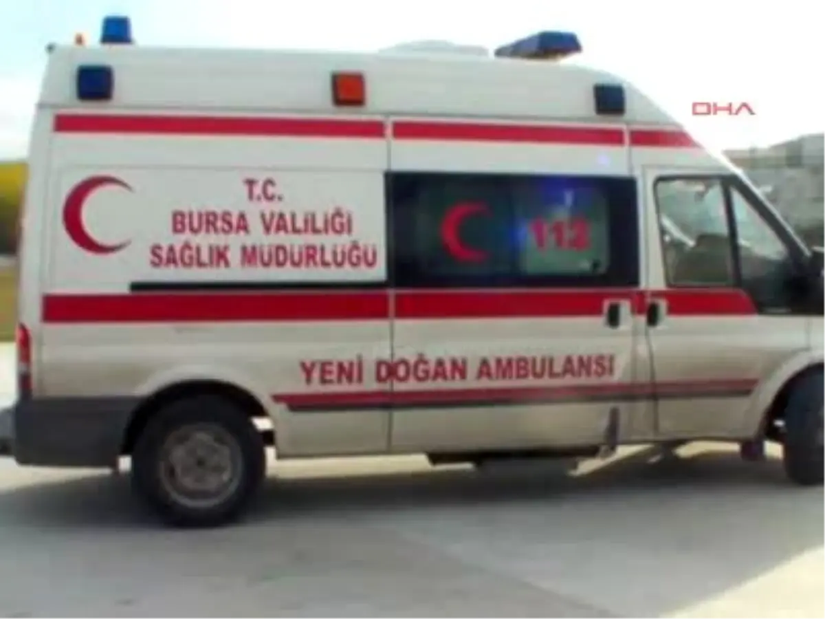 Bursa\'da Depremzede Esra\'nın İkiz Bebeğini Yaşatma Savaşı