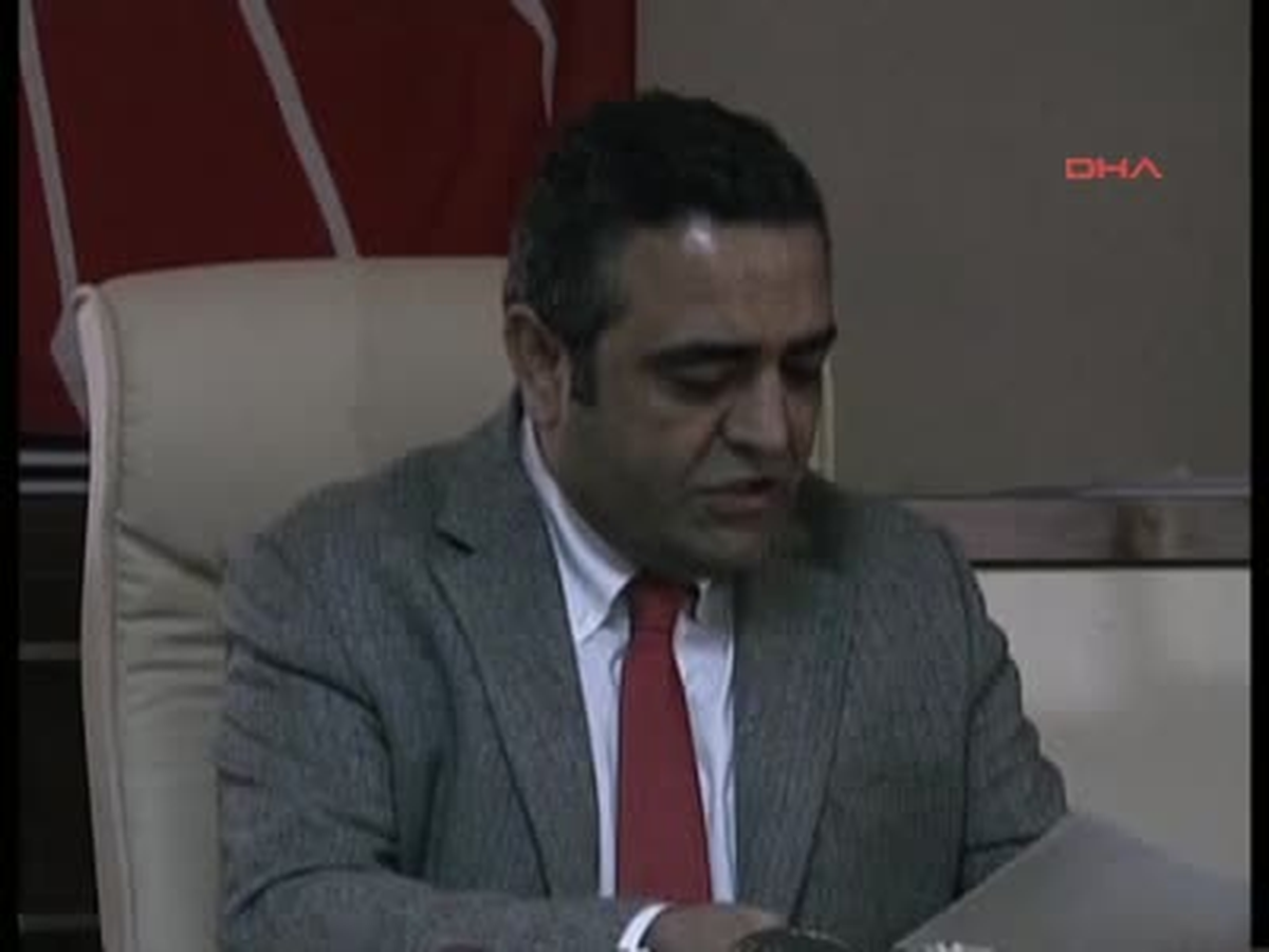 Diyarbakır ) CHP'li Tanrıkulu; İnsanlar Açıkça Öldürüldü Ancak Başbakan Olaya İş Kazası Gibi Bakıyor