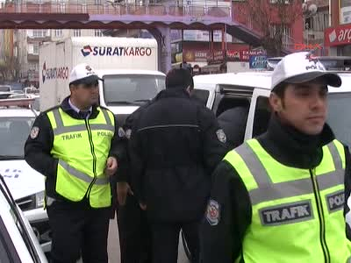 Maça Giden Takımın Minibüsünü Şikayet Ettiler