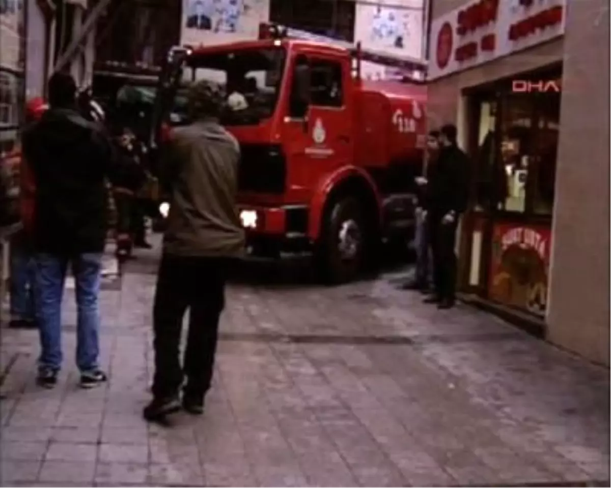 Yangına Giden İtfaiyeye, Bariyer ve Dar Sokak Engeli