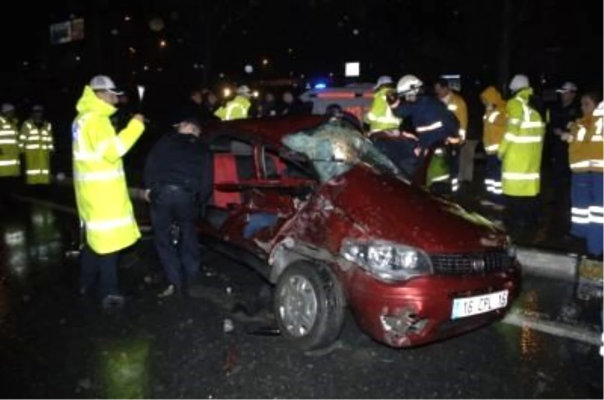 Şişli\'de Trafik Kazası: 2 Ölü