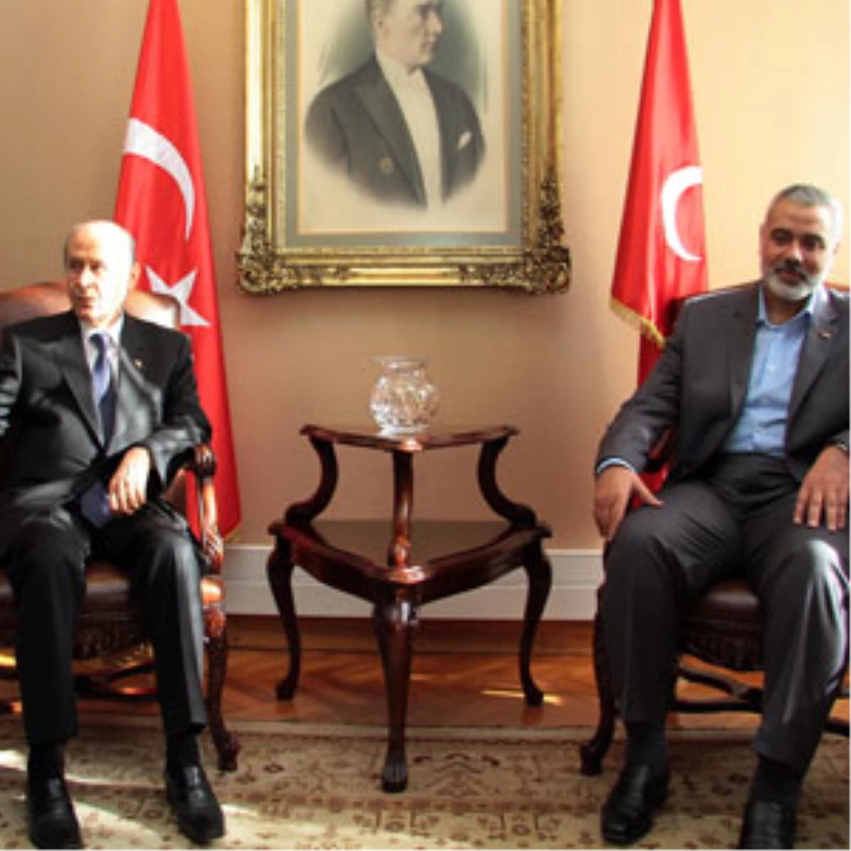 Haniye, MHP Genel Başkanı Bahçeli ile Biraraya Geldi