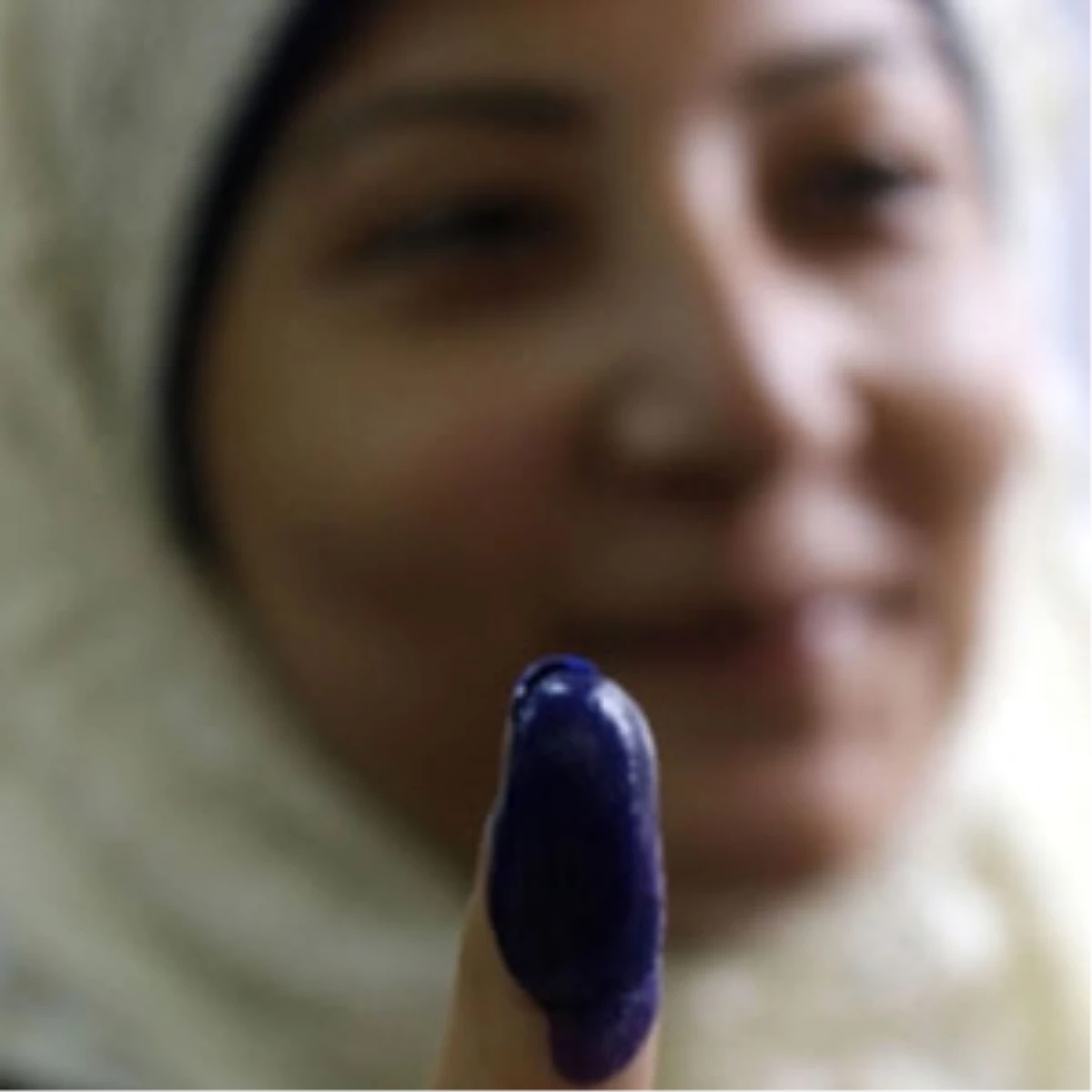 Mısır\'da Genel Seçimler Üçüncü Aşamada