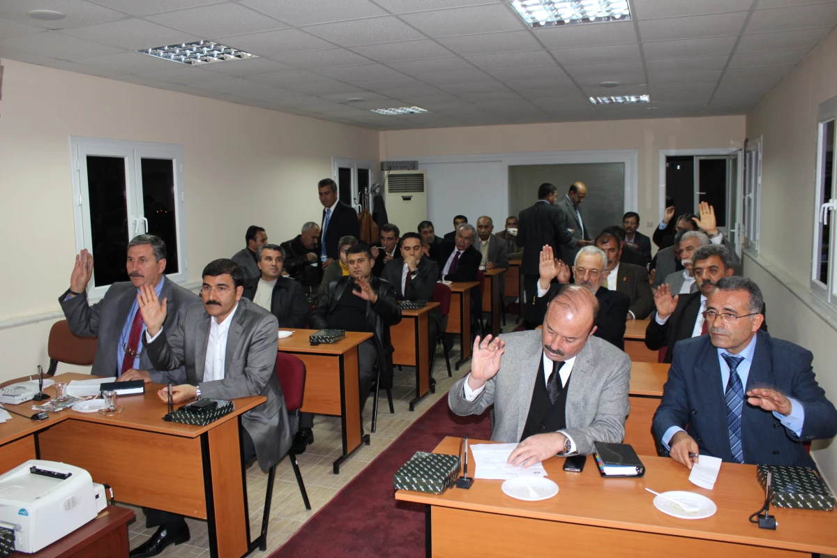 Sarıçam Meclisi 2012\'nin İlk Toplantısını Yaptı