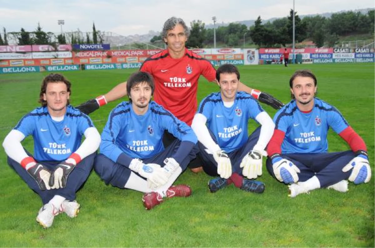 Trabzonspor Kalecisi Tolga İspanya\'da Zirvede